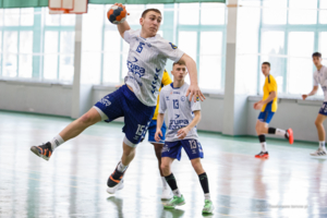 Mecz 1/16 finału Mistrzostw Polski Juniorów w piłce ręcznej: MKS Pałac Młodzieży Tarnów - Vive I Kielce